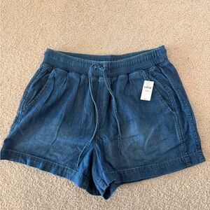 GAP Denim Blue Women's Shorts (NWT)